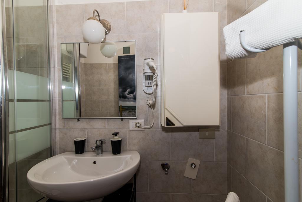 B&B Millennium Ladispoli Ruang foto