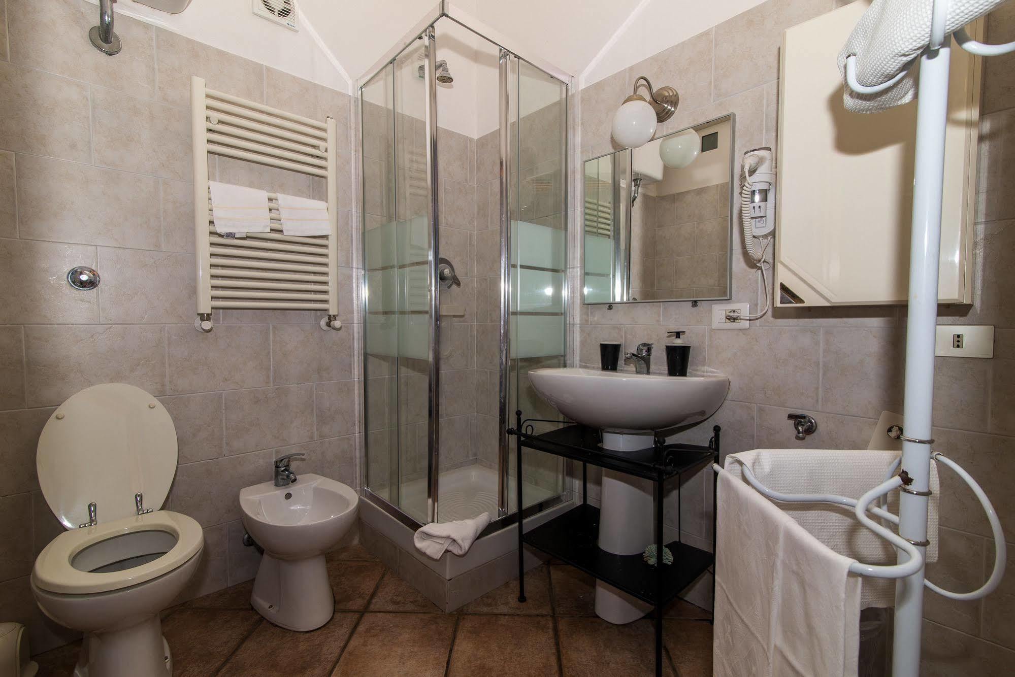 B&B Millennium Ladispoli Bagian luar foto
