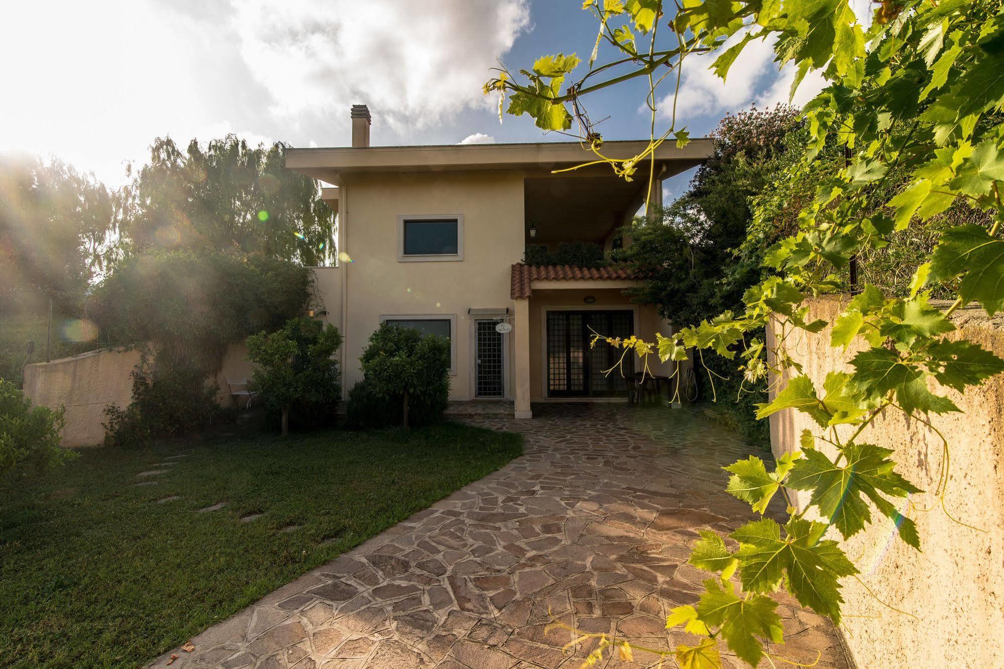 B&B Millennium Ladispoli Bagian luar foto