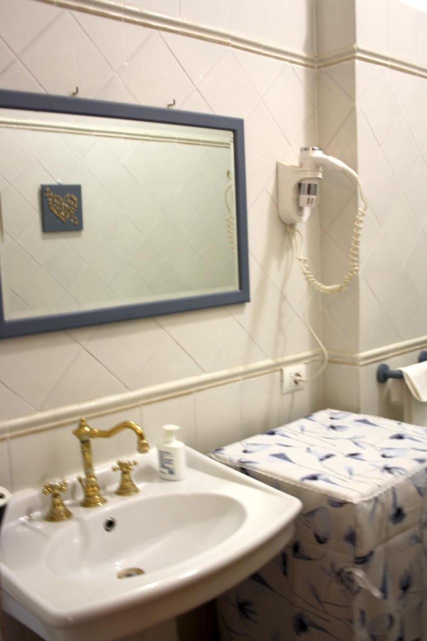 B&B Millennium Ladispoli Bagian luar foto